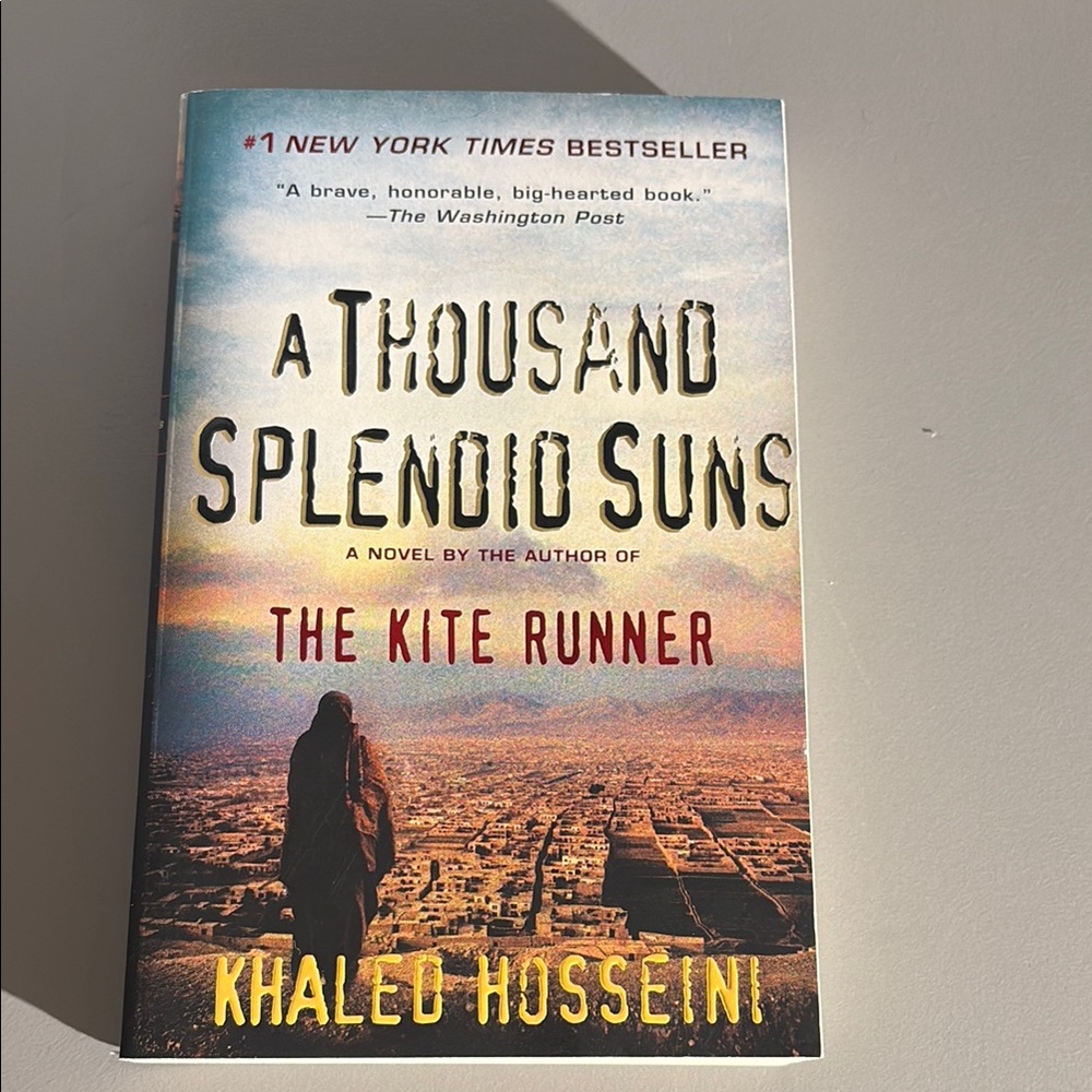 A Thousand Splendid Suns Book
